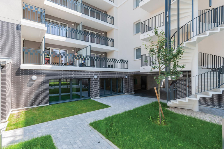 Others 4, OVELIA Poissy - Les Romantiques, Yvelines
