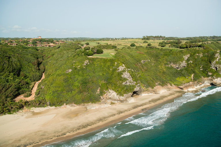 Others 5, Royal Isabela