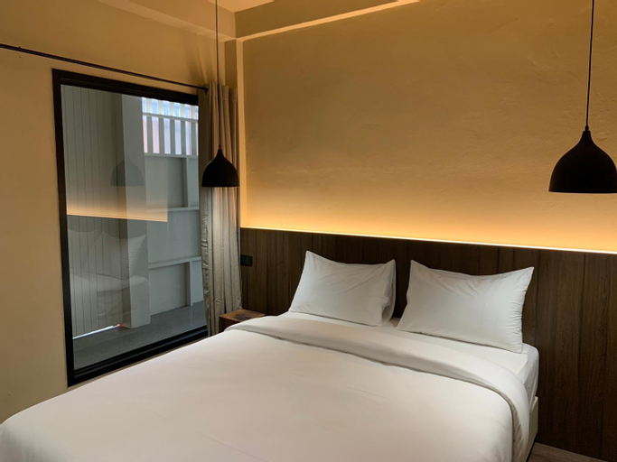 Bedroom 12