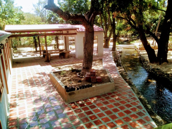 Others 3, Hotel Distraccion Guajira, Fonseca