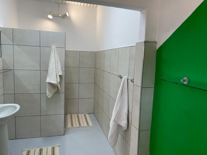 Bathroom 2, The Farm Shop, Grootfontein