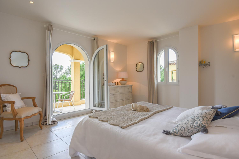 Others 4, Villa SULIS, Var