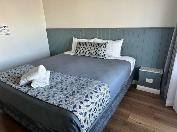 Bedroom 8