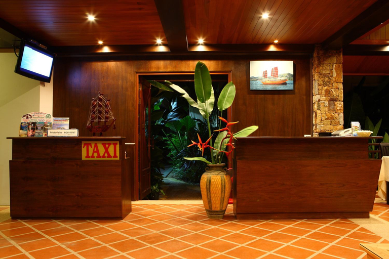 Public Area, Pai Tan Villas, Phuket Island