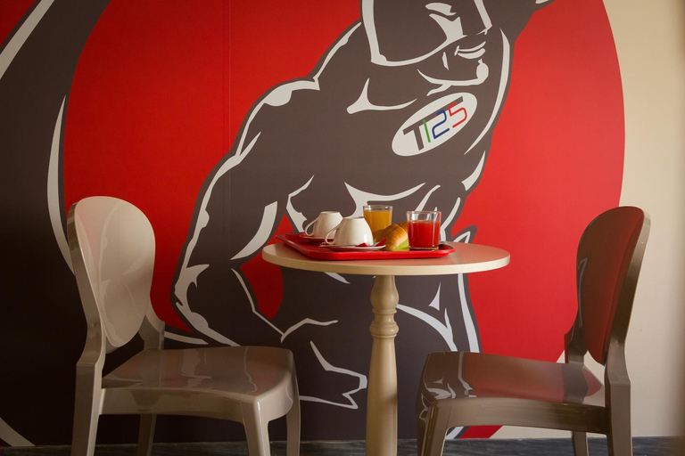 Food & Drinks 5, Tritone 125 Suite, Rome