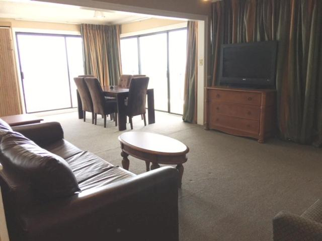 Others 5, Polynesian Oceanfront Hotel, Horry