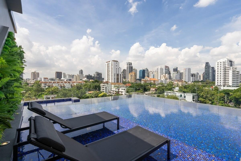 Sport & Beauty 3, Destiny63 Ekamai Apartment, Wattana