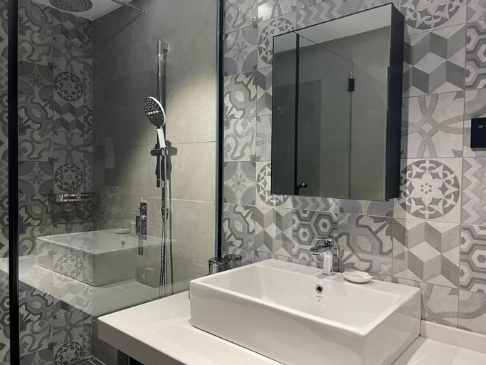 Bathroom 4