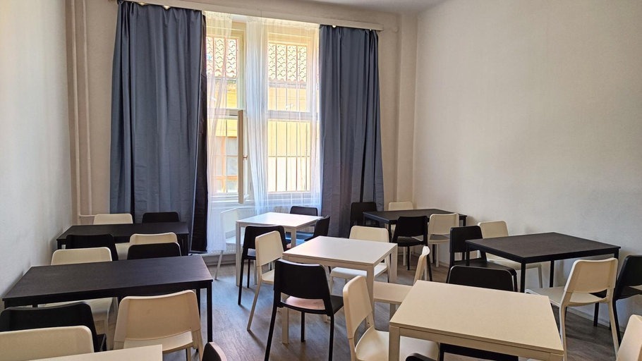 Food & Drinks, AZ Hostel, Praha 1
