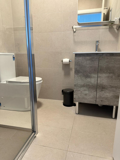 Bathroom 9