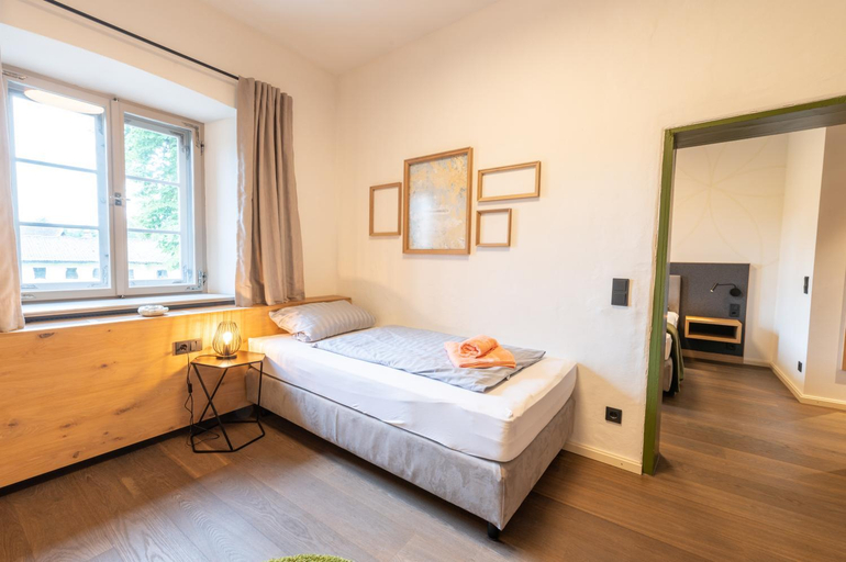 Bedroom 13