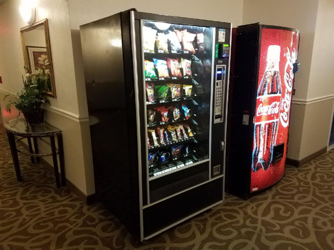 Food & Drinks 4, InTown Suites Extended Stay Colorado Springs, El Paso