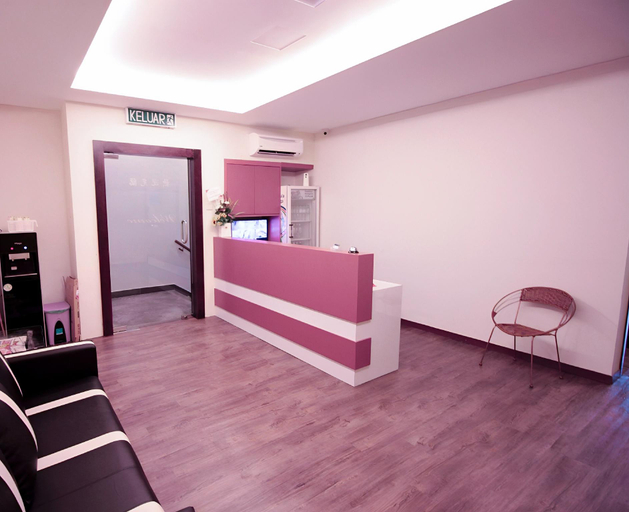 Others 3, BMW Hotel , Muar