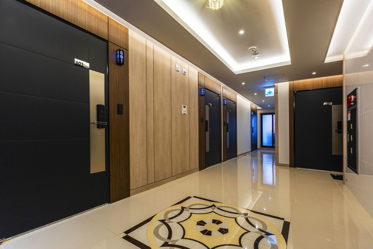 Others 4, Karat Hotel, Busanjin