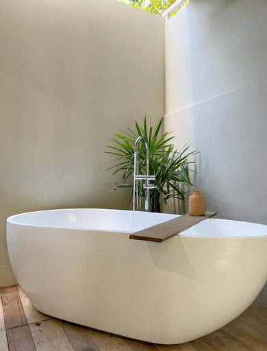 Bathroom 20