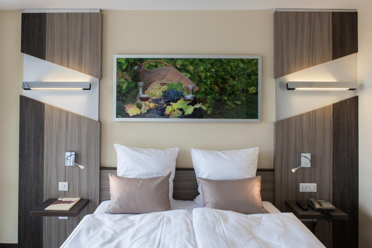 Bedroom 2, Hotel Restaurant Le Cleebourg, Bas-Rhin