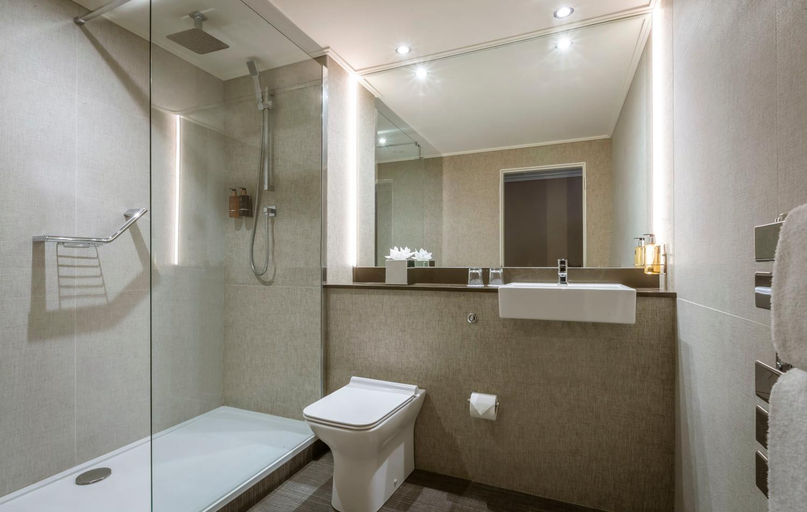 Bathroom 4, Belvedere Hotel Parnell Square, Dublin