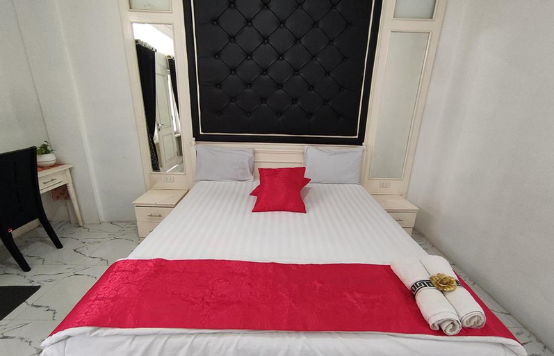 Bedroom 9