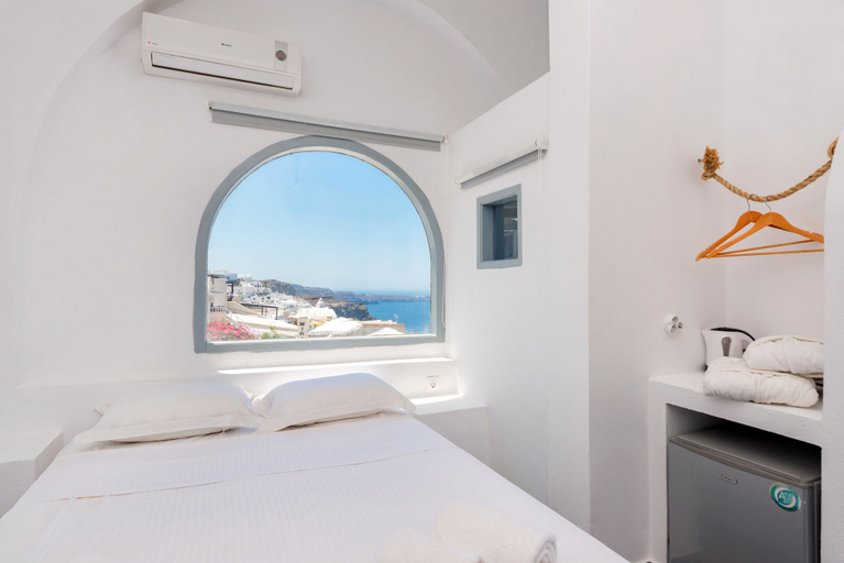 Bedroom 4, Katris Apartments, South Aegean