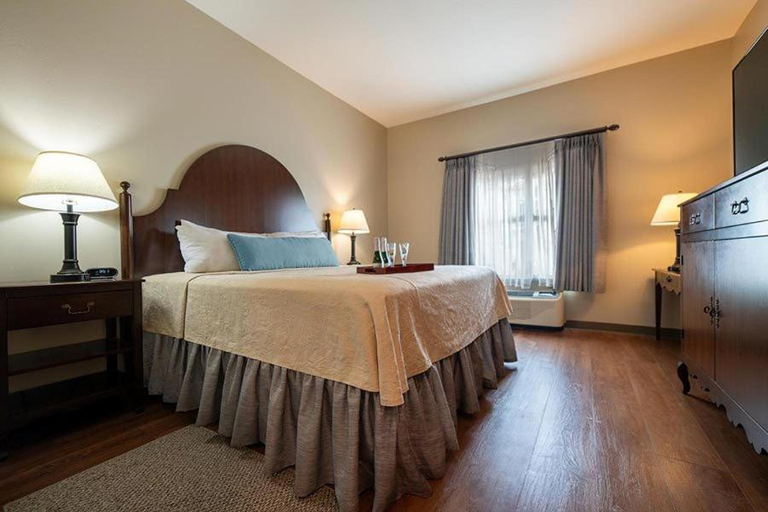 Bedroom 3, Chateau Saint Denis Hotel, Natchitoches