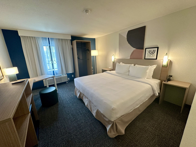 Bedroom 4, Spark by Hilton Fort Wayne, Allen