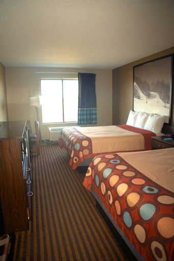 Others 5, Super 8 by Wyndham Portage, Columbia