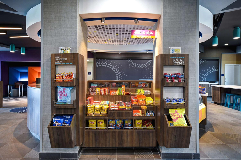 Food & Drinks 5, Tru By Hilton West Memphis Ar, Crittenden