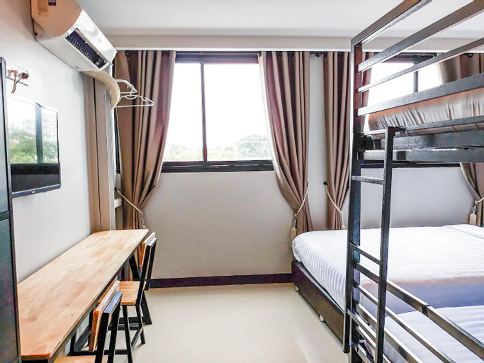 Bedroom 15