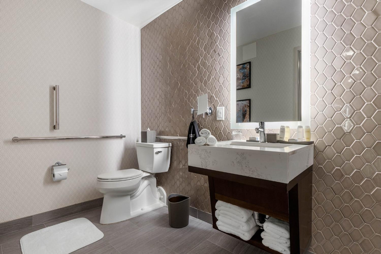 Bathroom 6