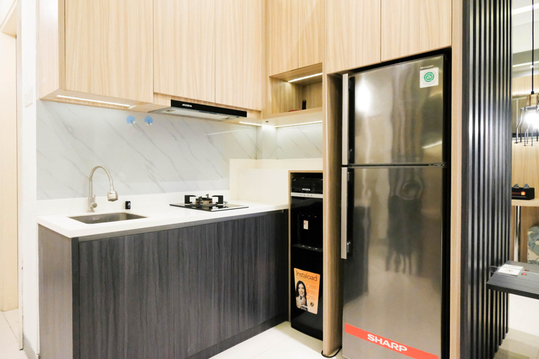Facility 2, Warm Studio with Access to Mall at Supermall Mansion Apartment By Travelio, Surabaya