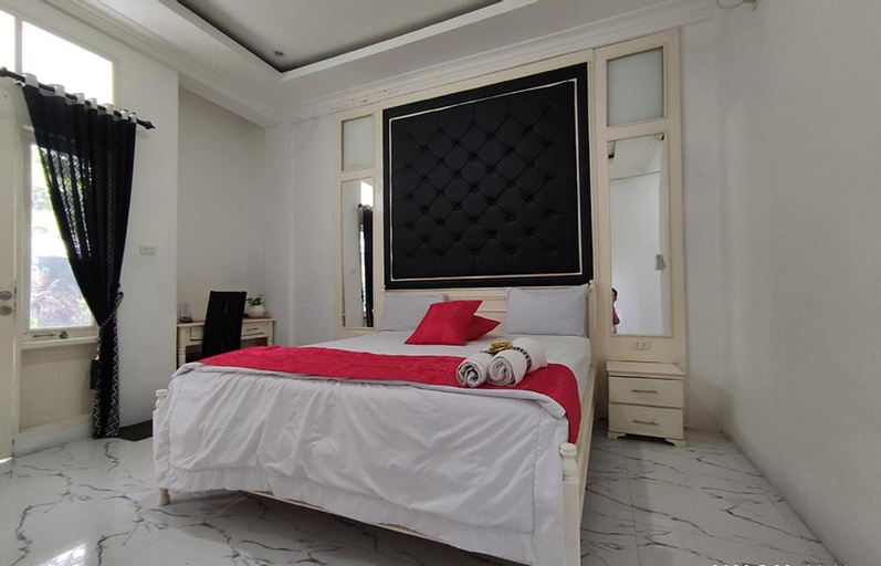 Bedroom 2, The Heritage Resort & Restaurant Bukit Lawang, Langkat