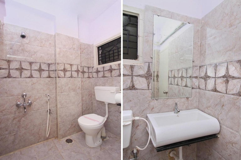 Bathroom 4, Aishwarya Le Royal, Mysore
