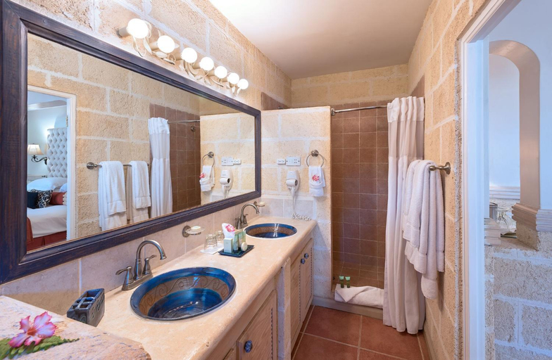 Bathroom 5, Little Arches Boutique Hotel