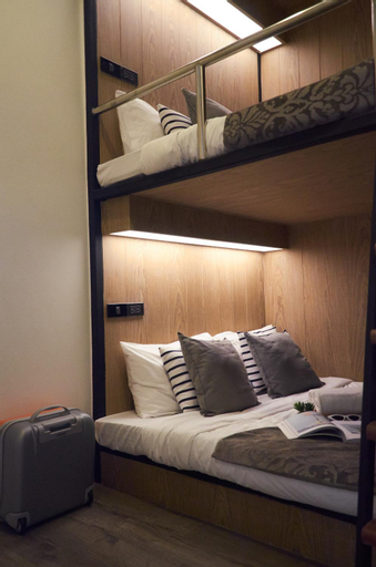 Bedroom 13