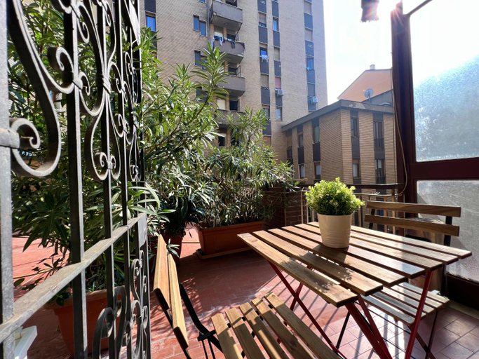 Others 4, APPARTME Guest House Seveso 40, Milano