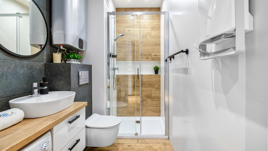 Bathroom 3, STEGNA PARK C Apartamenty Piamola WiFi, Nowy Dwór Gdański