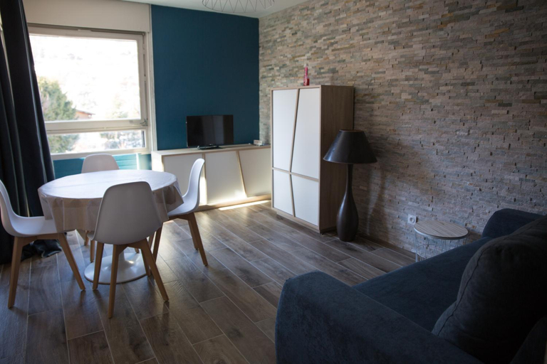Others 5, Castel des roches Leal Julien, Haute-Savoie
