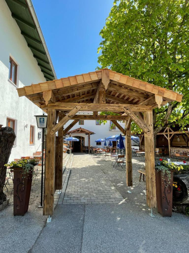 Others 2, Landgasthaus zur Linde, Altötting