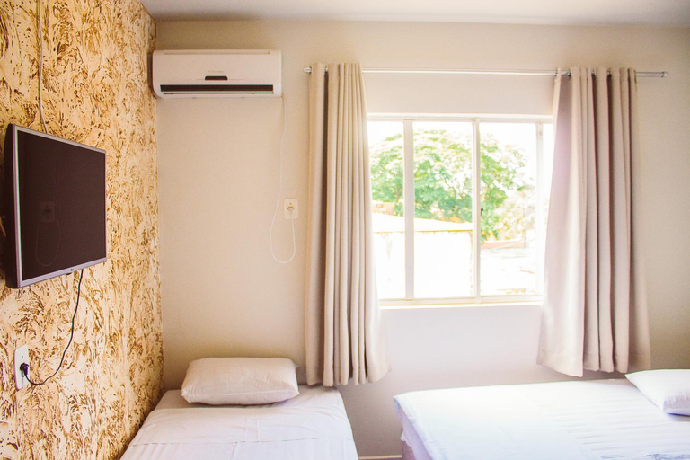 Bedroom 2, Hotel Colina, Foz do Iguaçu