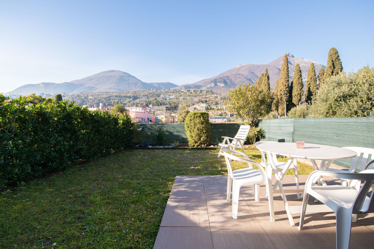 Others 5, Casa Blu, Brescia