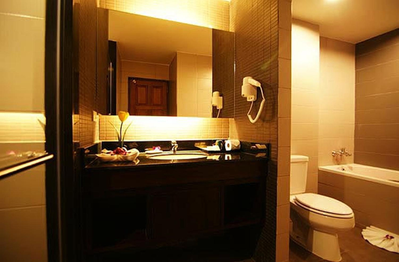 Bathroom 2, Sea Me Spring Hotel, Pattaya
