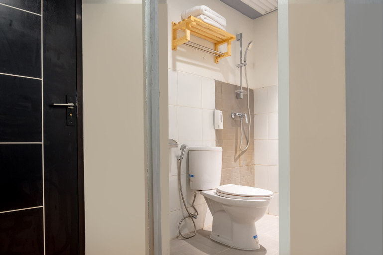 Bathroom 4