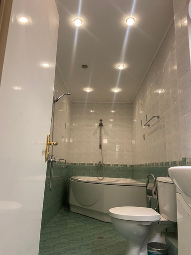 Bathroom 2, hotel TEDI, Asenovgrad