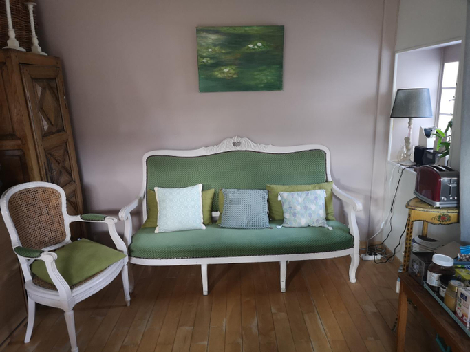 Others 2, Chambre en ville dans un esprit campagne, Aube
