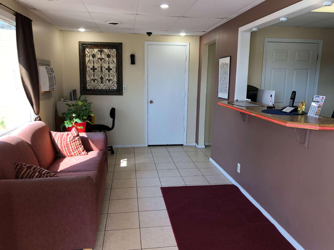 Public Area 2, Americas Best Value Inn Beatrice, Gage