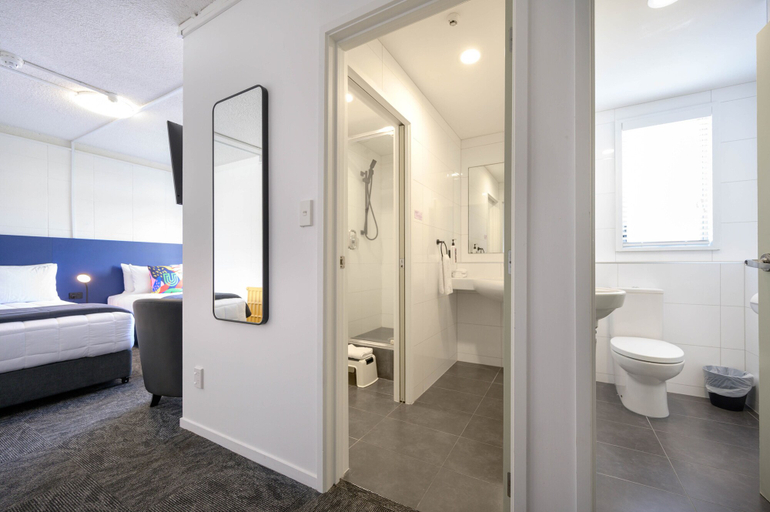 Bathroom 5, Urban Lounge Sleepery, SureStay Collection by BW, Rotorua