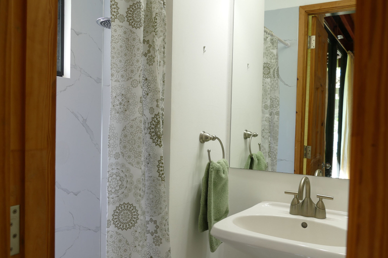 Bathroom 4, Casitas Vista Verde, Boquete