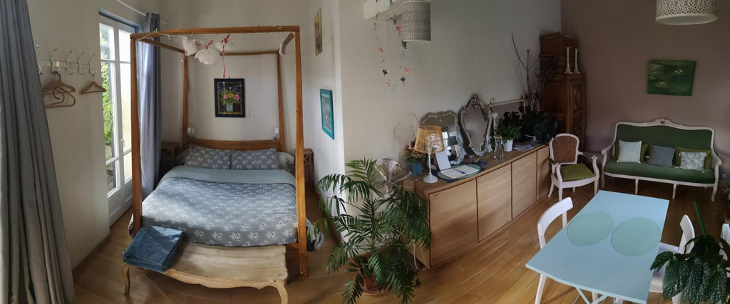 Others 4, Chambre en ville dans un esprit campagne, Aube
