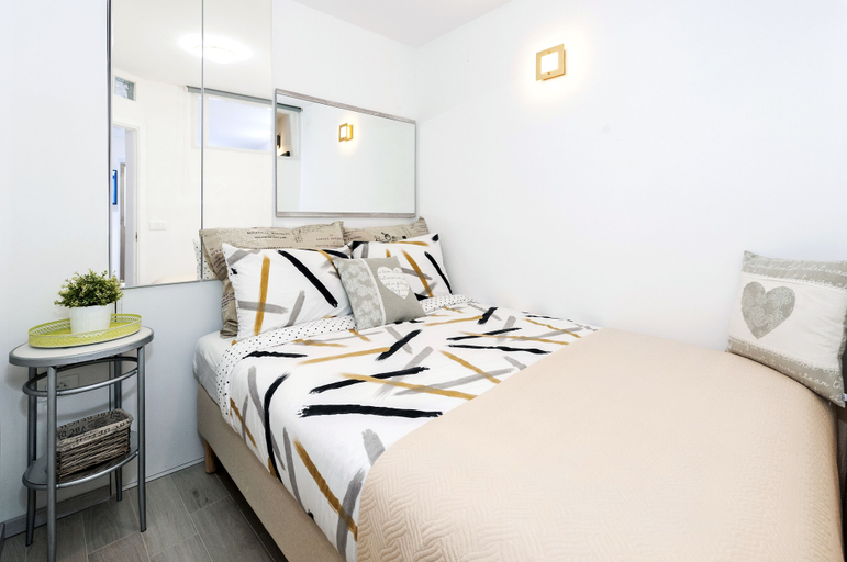 Bedroom 2, Apartment Amici, Rovinj