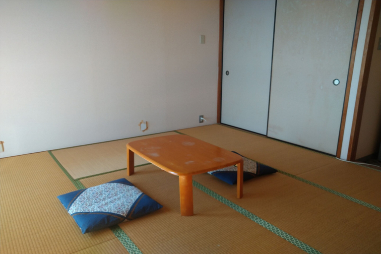 Bedroom 2, Uminooyado, Susami
